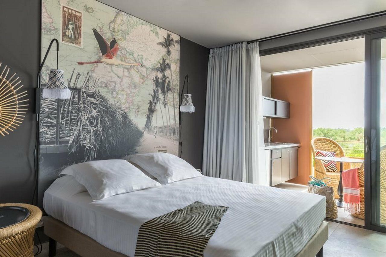 Dina Morgabine Saint Gilles Hotel Buitenkant foto